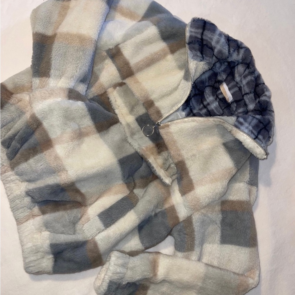 North End Boutique Lizard Thicket small checkered plaid neutral fur pullover